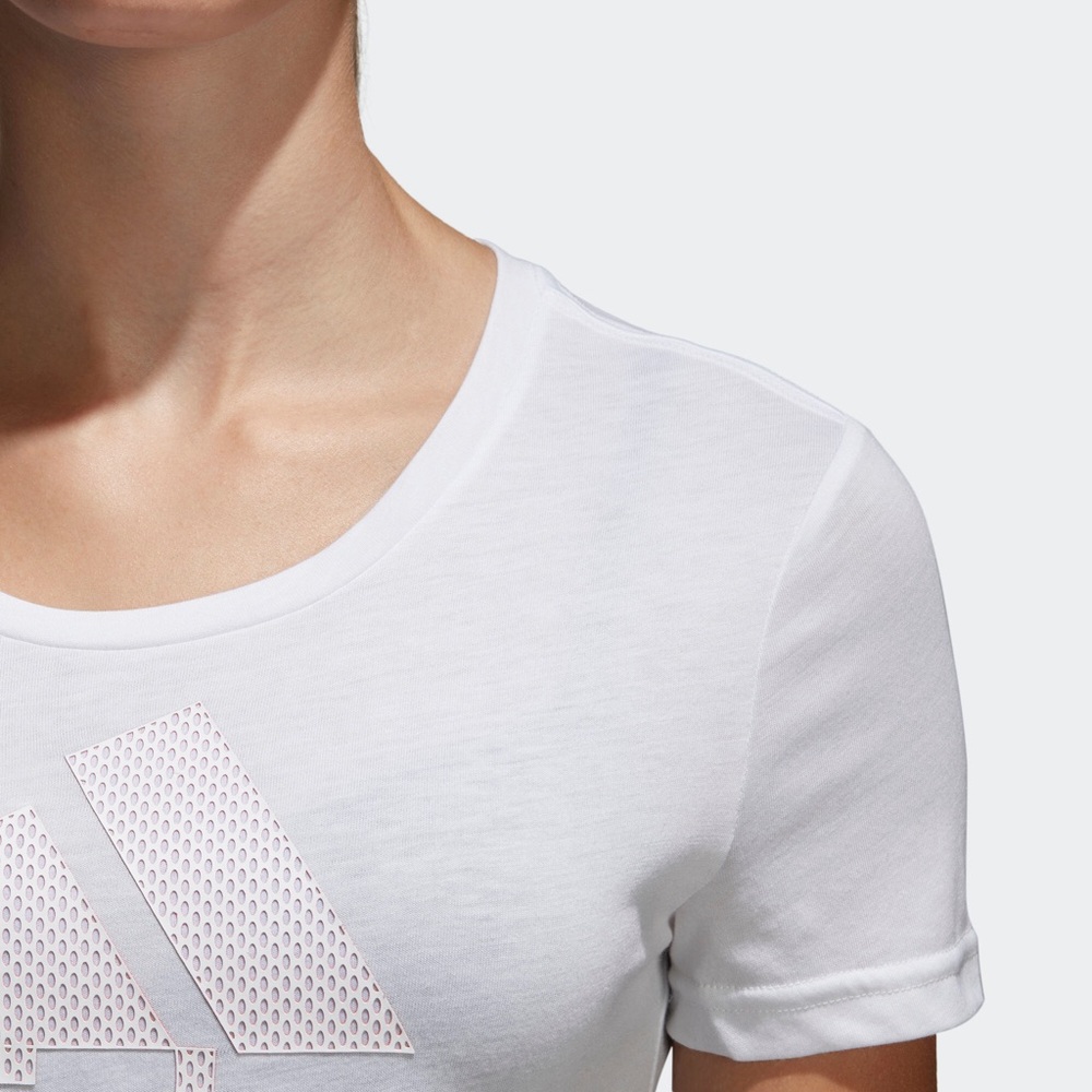 🛑Adidas white tee shirt. With 3D logo. NWT